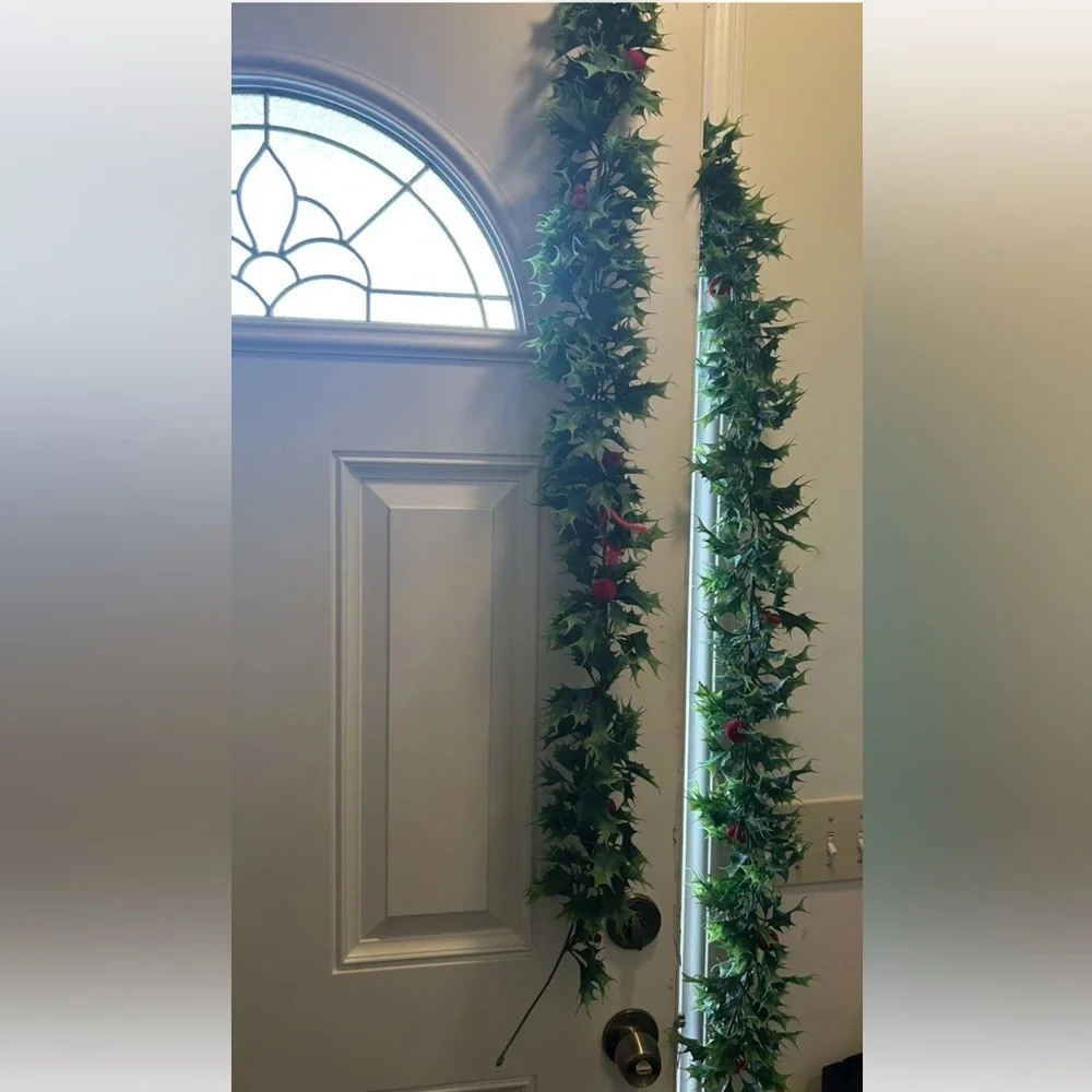 Vtg 1960s Holly & Red Berry Plastic Christmas Garland over 18 Feet!!